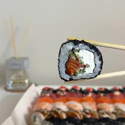 KILOGRAM Sushi Project Доставка суші у Тернополі
