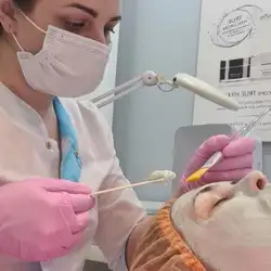 Анна Добровольська