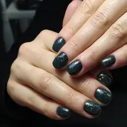 Happy nails