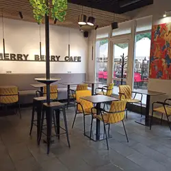 Merry Berry Cafe