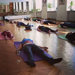 Школа класичної йоги Прана Відья