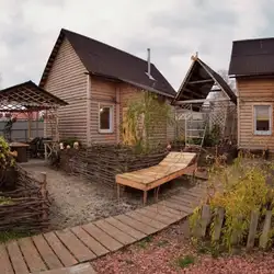 Жулянський банний двір — Київ