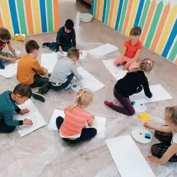 Leo Kids Club