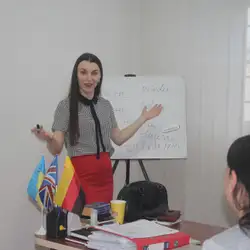 Говори українською, бо живеш на своїй землі!