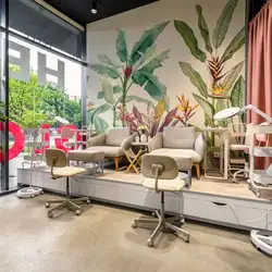 Nail Factory Futura