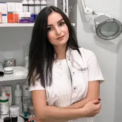 Олена Лисак