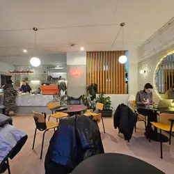 Feliz - Coffee and Food