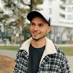 Фотограф Андрій Лопатинський