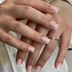 Nail_kie