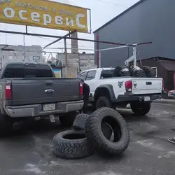 Шиномонтаж Легковий Шиносервіс