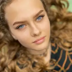 Олена Рогожа