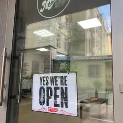 Dos Manos Barbershop — Київ