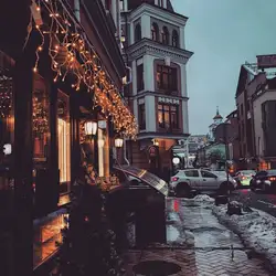 Vozdvizhenka street coffee