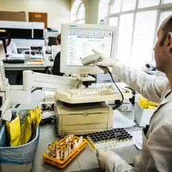 Лабораторія МеДіС - Львів, Генерала Чупринки 20