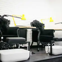 TEN's Nail Kitchen