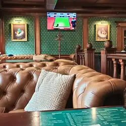 Green Duck Pub & Hotel — Харків
