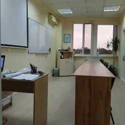 Школа Кевін