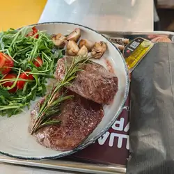 М'ясторія Meat Bar — Івано-Франківськ