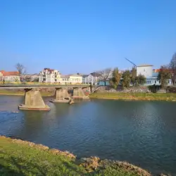 Львівський круасан — Ужгород