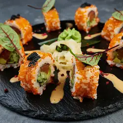 Foodie asia&pizza bar