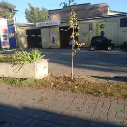 Автомийка і шиномонтаж — Київ