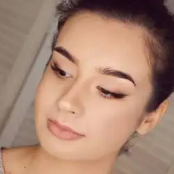 Лана Сулейманова