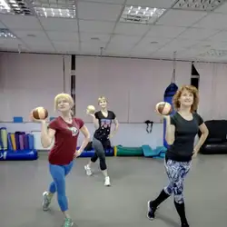 FITNESS ADDICT WOMAN