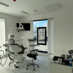 Dental Bar -  Київ - Ревуцького — Київ