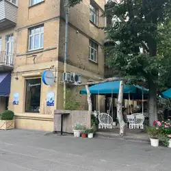 Чорноморка на Лаврській — Київ