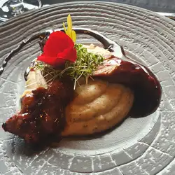 Negorkiy, restaurant & bar — Київ